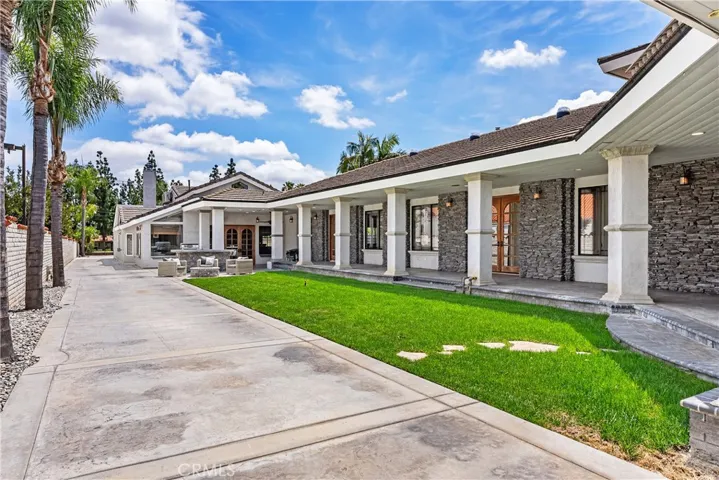 16871 Bastanchury, Yorba Linda, California 92886