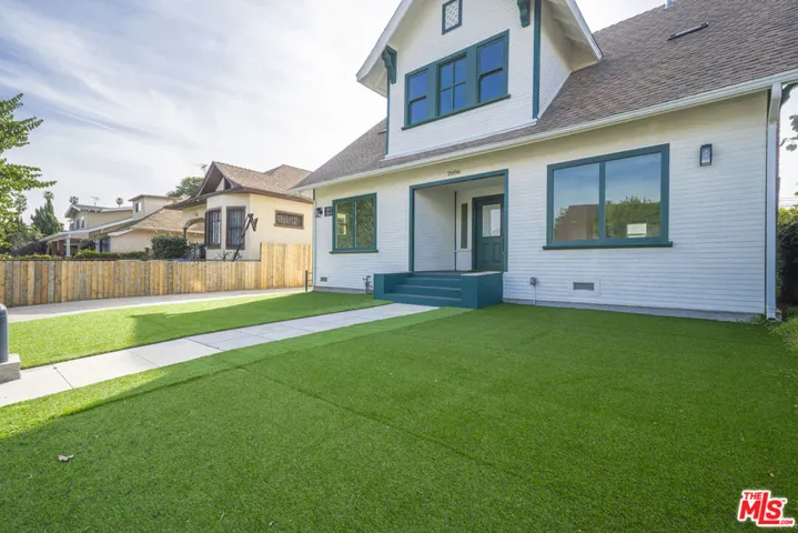 2896 W 14th Street, Los Angeles, California 90006