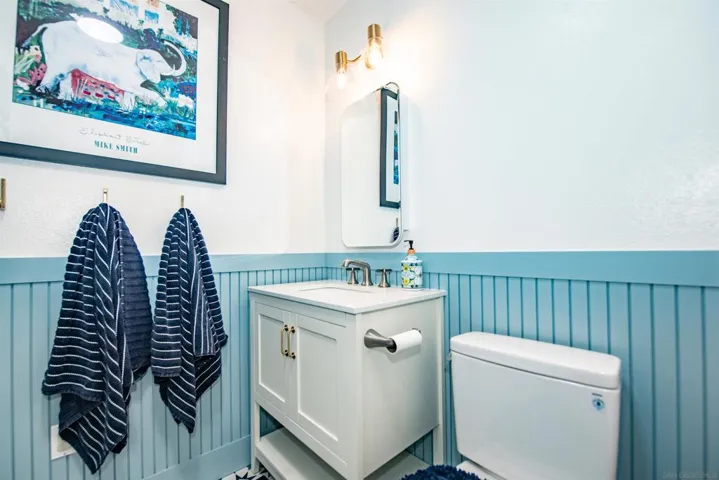 15235 Hesta, Poway, California 92064