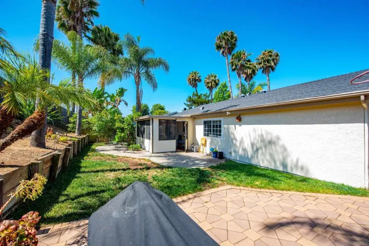 15235 Hesta, Poway, California 92064