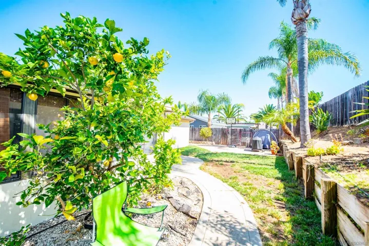 15235 Hesta, Poway, California 92064