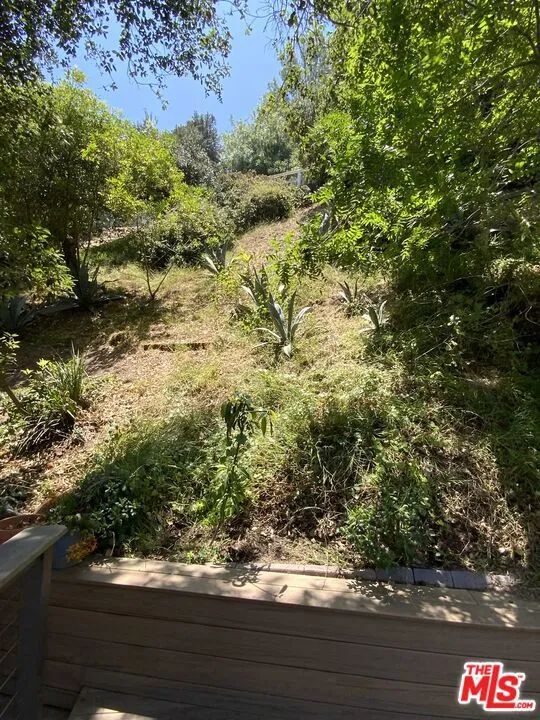 Yard b