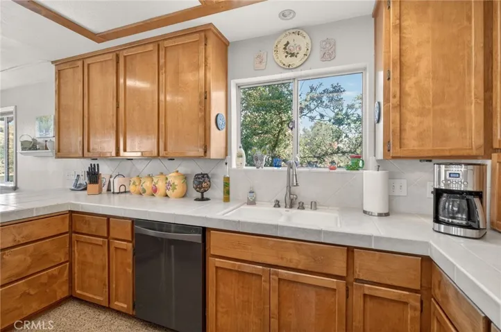 28037 Sky Harbour, Friant, California 93626