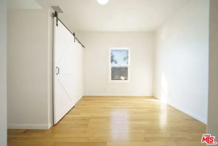 3rd Bedroom 2-2