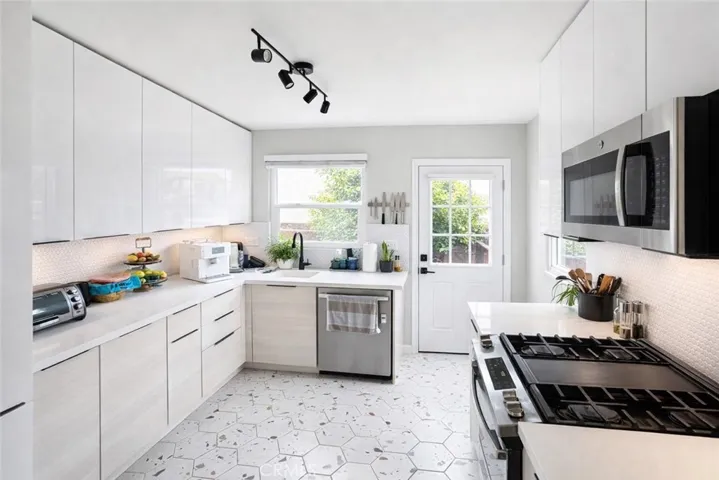 3671 Madison Avenue, San Diego, California 92116