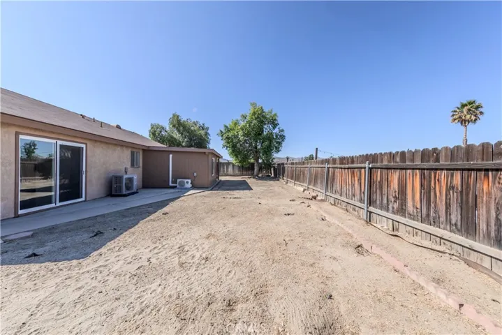 25557 White Oak Drive, Hemet, California 92544