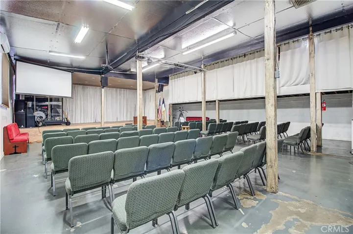 1717 W Santa Ana Blvd, Santa Ana, California 92703