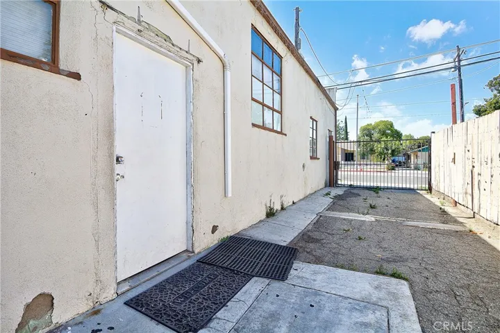 1717 W Santa Ana Blvd, Santa Ana, California 92703