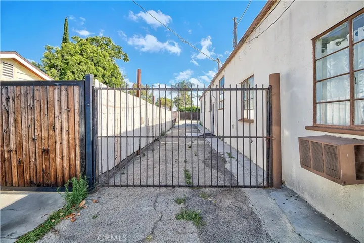 1717 W Santa Ana Blvd, Santa Ana, California 92703