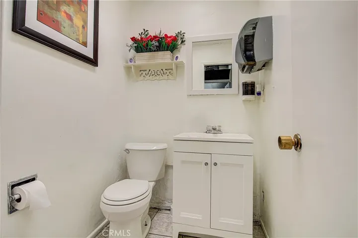 1717 W Santa Ana Blvd, Santa Ana, California 92703