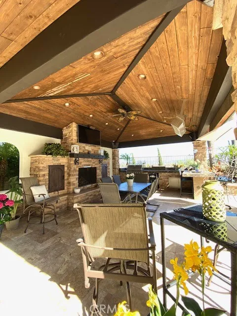 Outdoor entertainment Gazebo