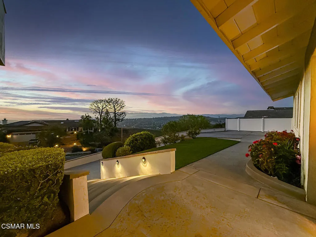aaDusk Exteriors-7