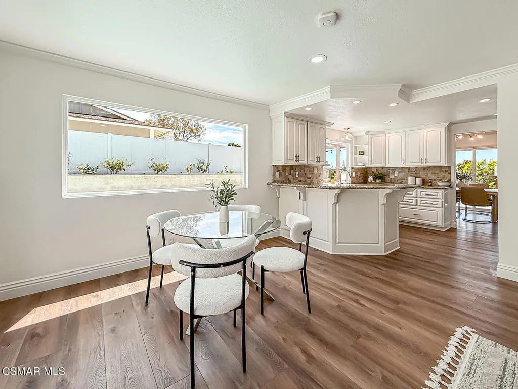 cFamily and Kitchen3