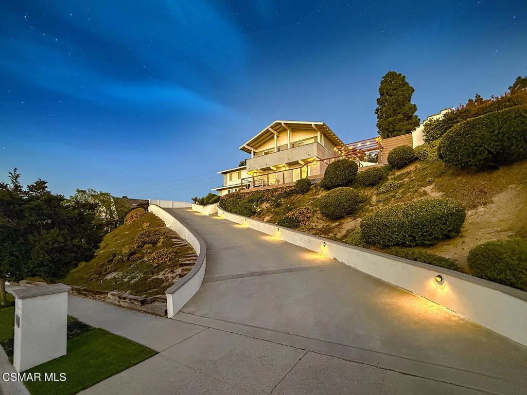 aaDusk Exteriors-1
