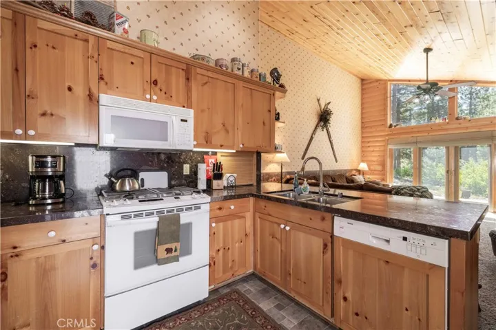 1108 Sylvan Glen, Big Bear Lake, California 92315