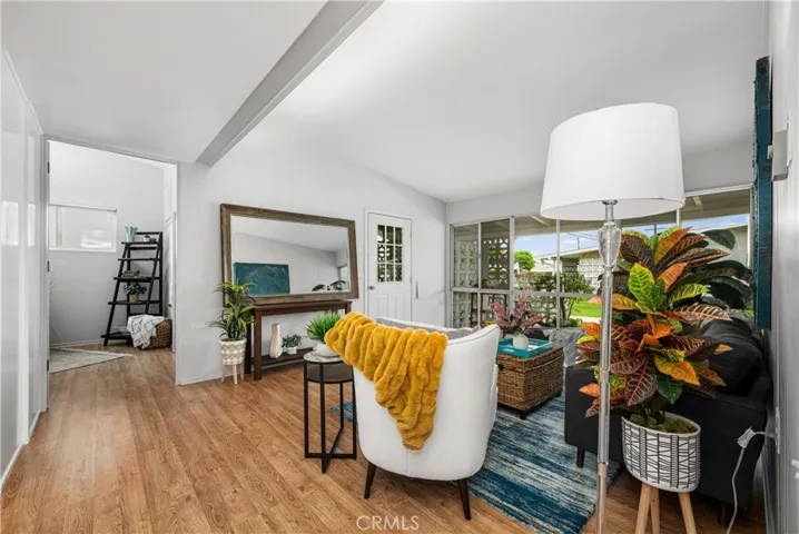 1562 Golden Rain Road Ne 44g, Seal Beach, California 90740