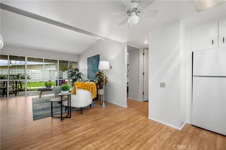 1562 Golden Rain Road Ne 44g, Seal Beach, California 90740