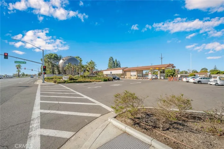 1562 Golden Rain Road Ne 44g, Seal Beach, California 90740