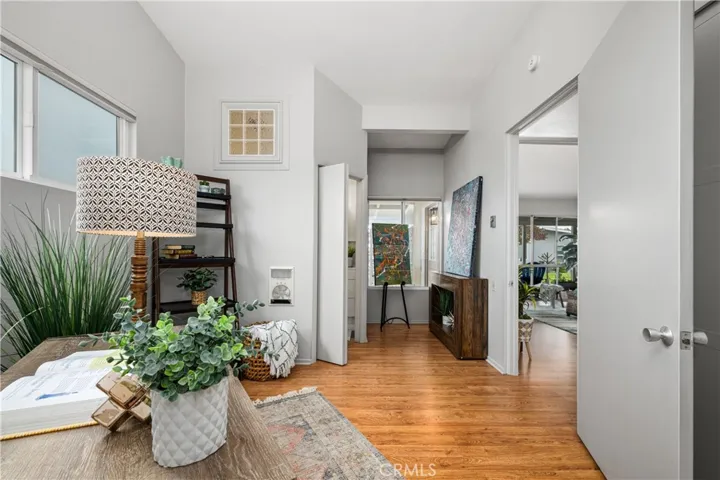 1562 Golden Rain Road Ne 44g, Seal Beach, California 90740