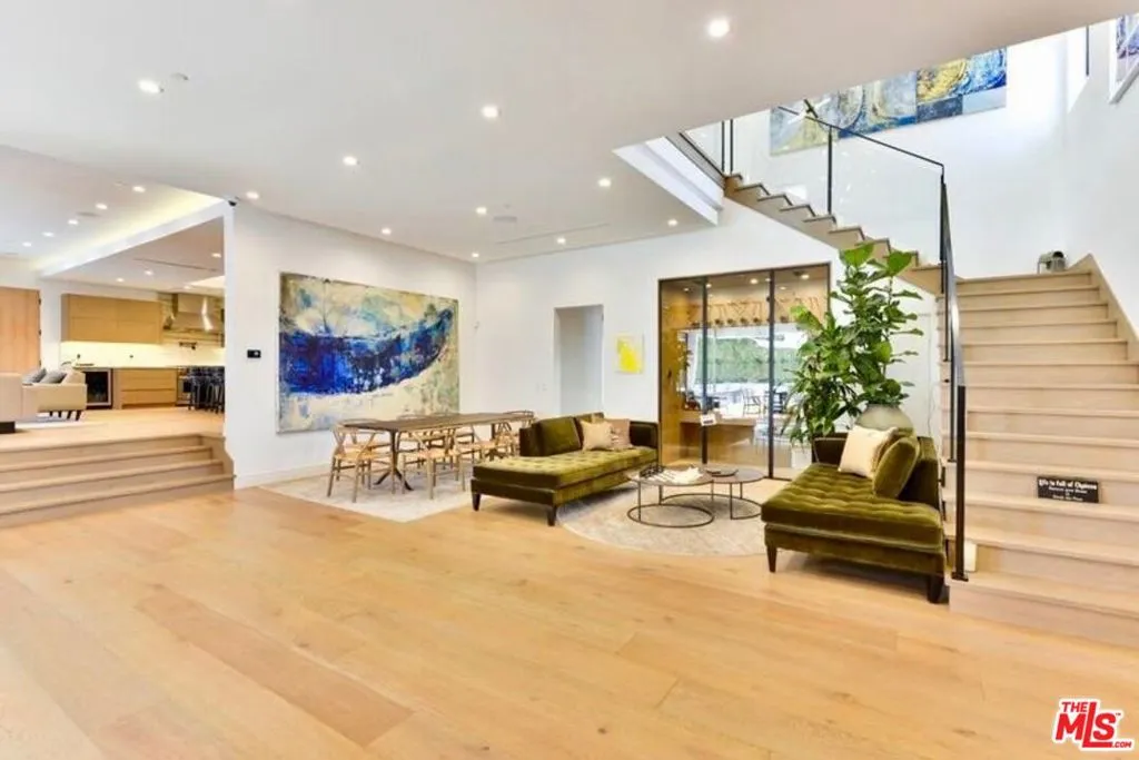 13020 Greenleaf Street, Studio City, California 91604 — photo 5