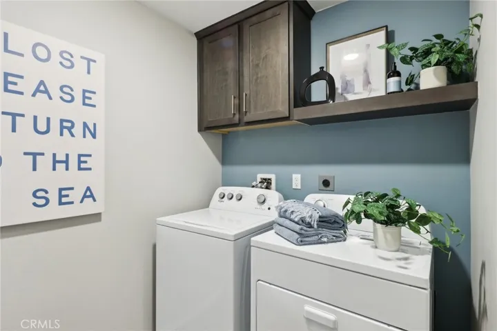 MODEL HOME
