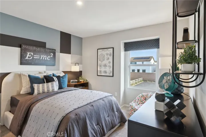 MODEL HOME