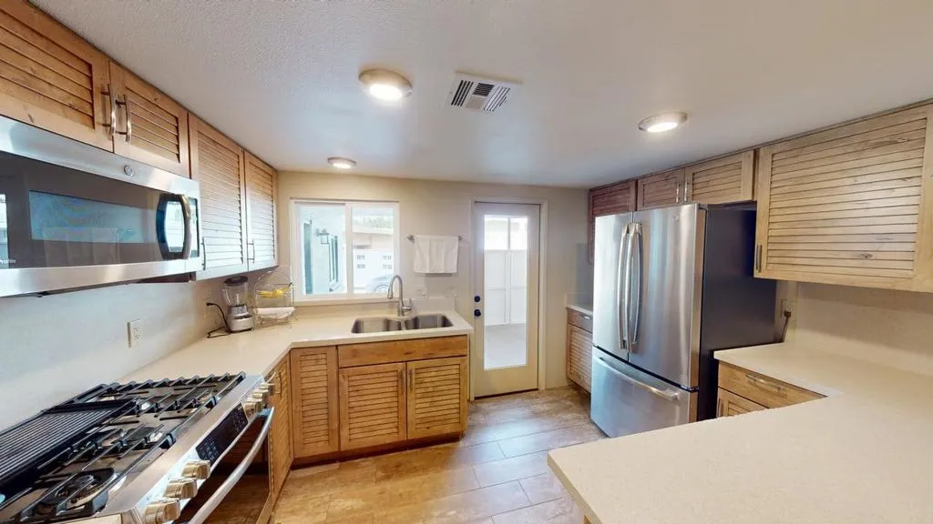 70260-Highway-111-Space-124-04082026_015
