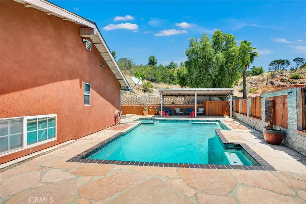 Top Level Pool Area