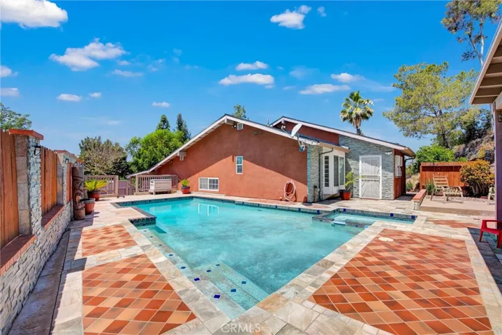 Top Level Pool Area