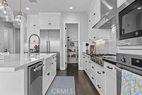 1708 Sonora Creek, Lake Forest, California 92610