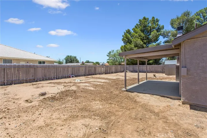 19891 Talihina Road, Apple Valley, California 92307