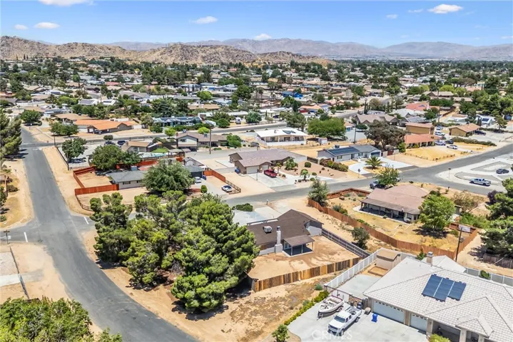 19891 Talihina Road, Apple Valley, California 92307