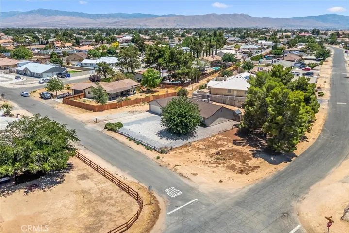 19891 Talihina Road, Apple Valley, California 92307