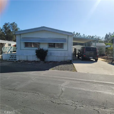 21601 Canyon Drive 16, Wildomar, California 92595