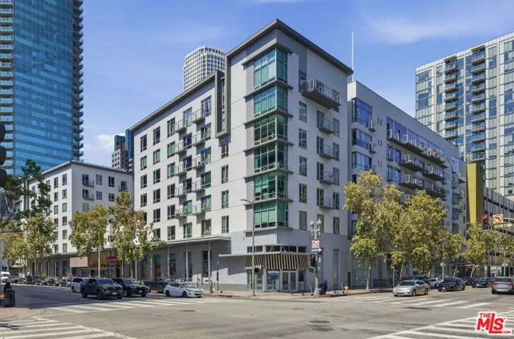 645 W 9th Street 406, Los Angeles, California 90015