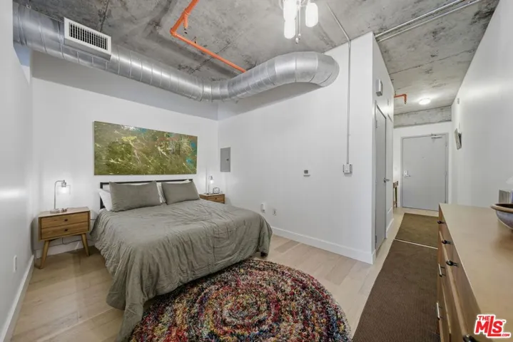 645 W 9th Street 406, Los Angeles, California 90015