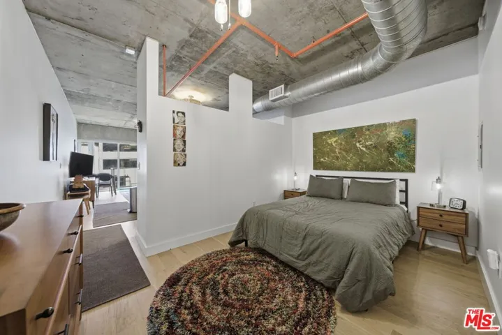 645 W 9th Street 406, Los Angeles, California 90015