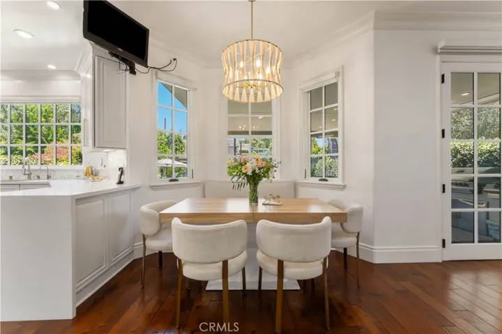 4358 Fairlawn Drive, La Canada Flintridge, California 91011