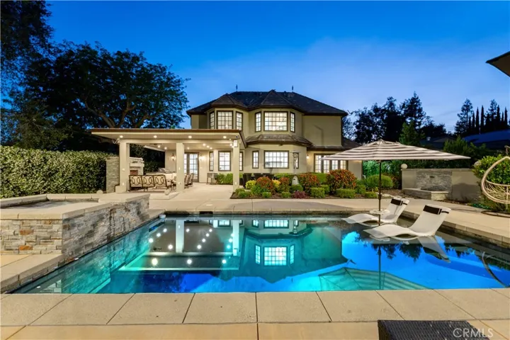 4358 Fairlawn Drive, La Canada Flintridge, California 91011