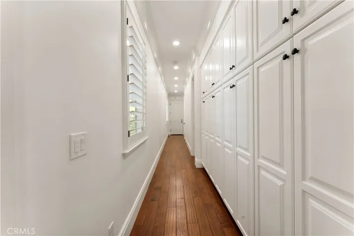 4358 Fairlawn Drive, La Canada Flintridge, California 91011