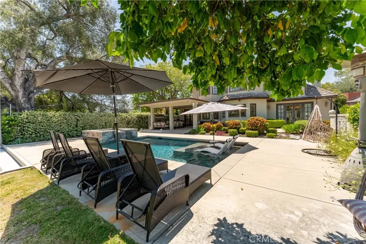 4358 Fairlawn Drive, La Canada Flintridge, California 91011