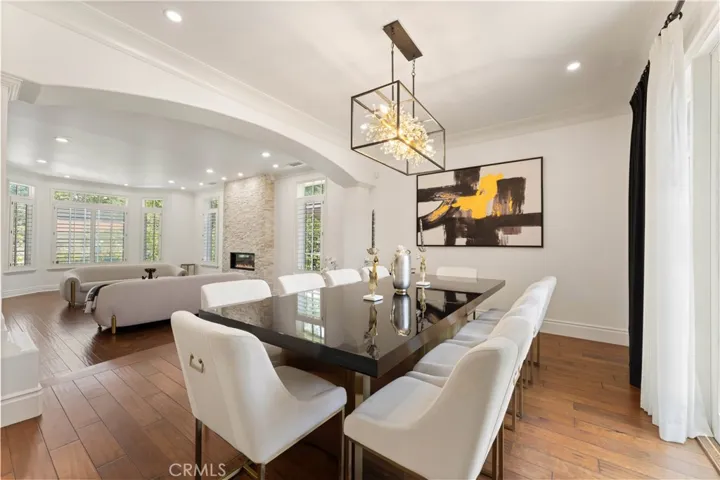 4358 Fairlawn Drive, La Canada Flintridge, California 91011