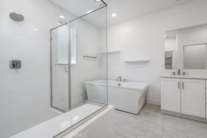 120 Zawn, Irvine, California 92618