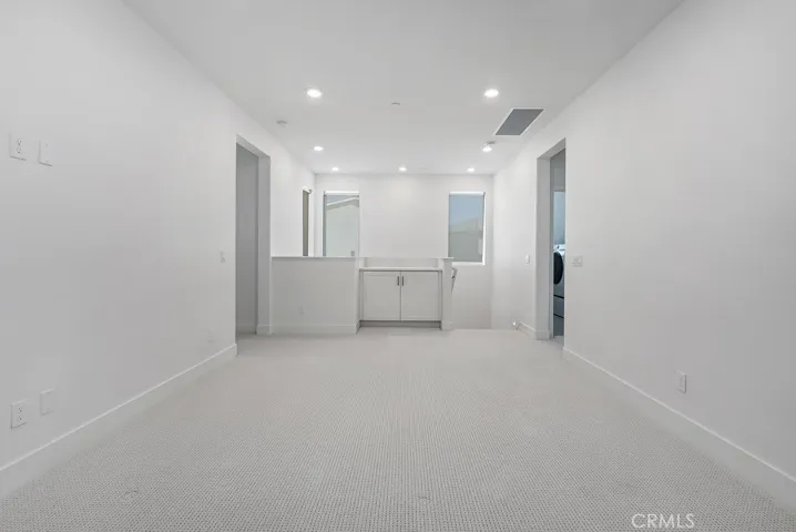 120 Zawn, Irvine, California 92618