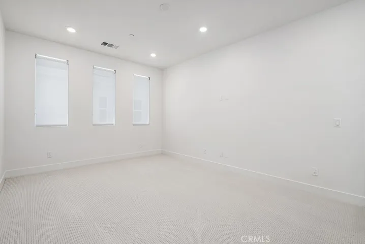 120 Zawn, Irvine, California 92618