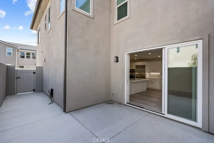 120 Zawn, Irvine, California 92618