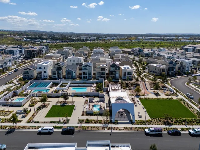 120 Zawn, Irvine, California 92618