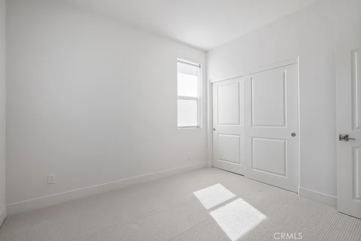 120 Zawn, Irvine, California 92618