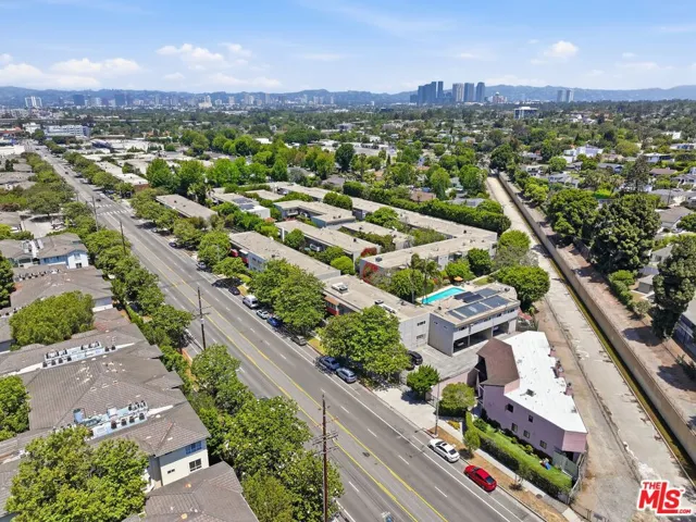 11120 Queensland Street D40, Los Angeles, California 90034