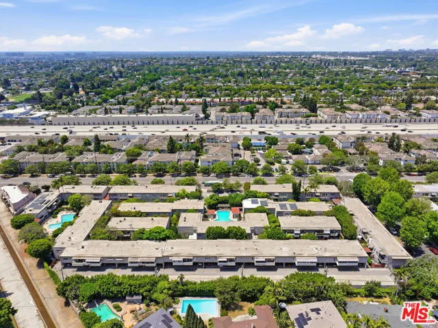 11120 Queensland Street D40, Los Angeles, California 90034